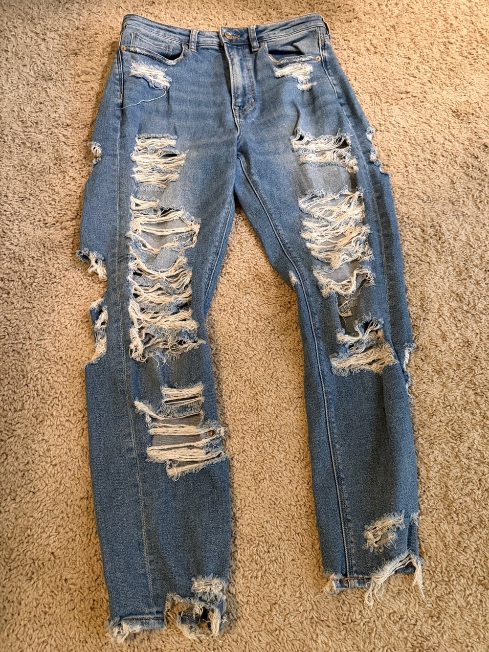 American Eagle AEO Mom Jeans Size 10 High Rise Distressed Ripped Medium Wash